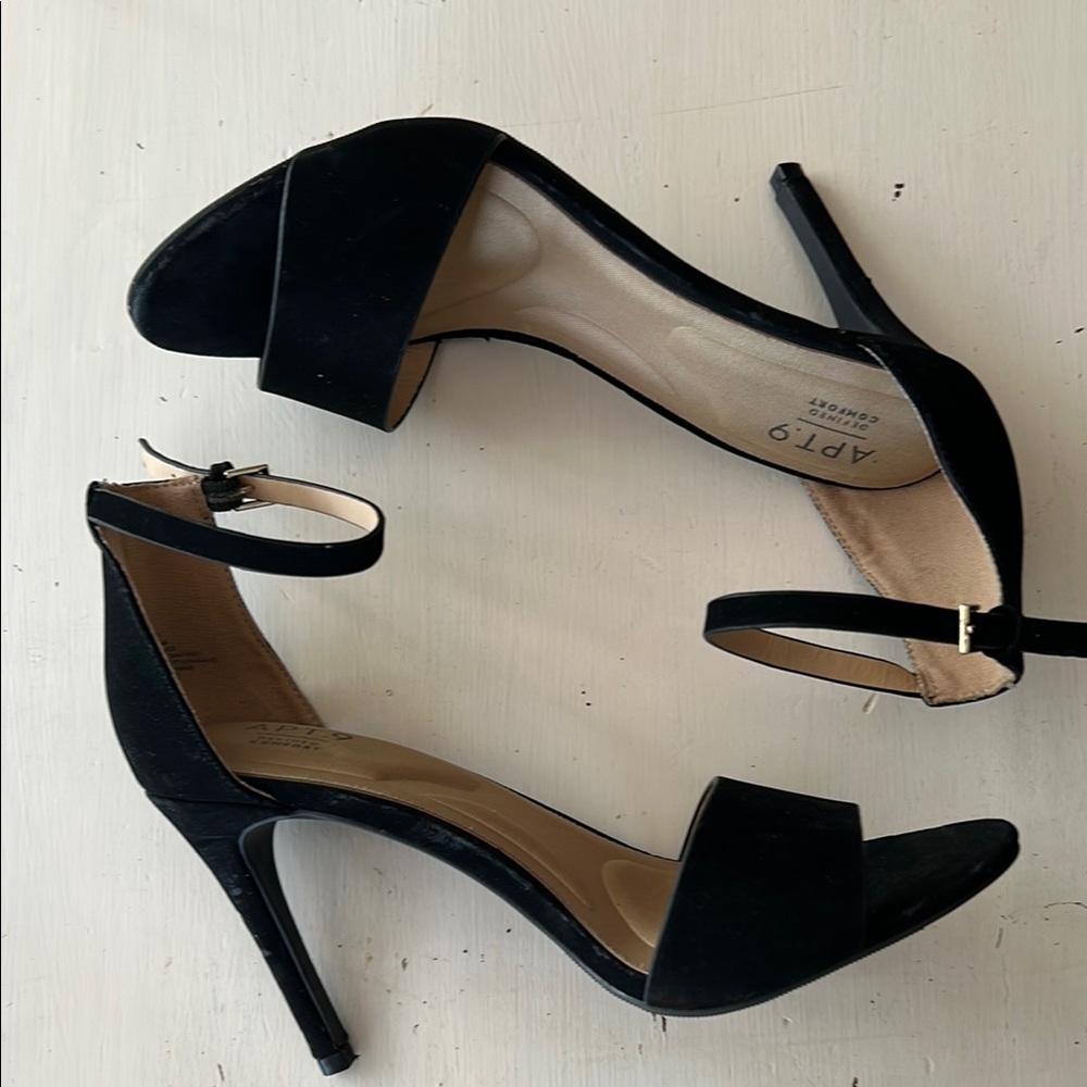 APT. 9 faux suede black open toe, ankle strap stiletto/spike heels 8.5